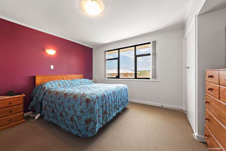 47 Bolton Street Blockhouse Bay_9