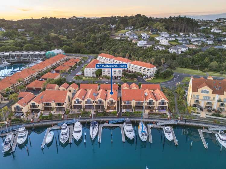 97 Waterside Crescent Gulf Harbour_34