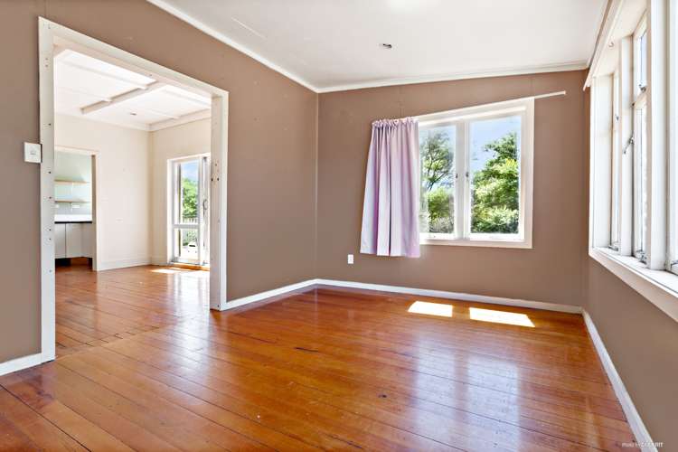 20 Rauhuia Crescent Parau_5