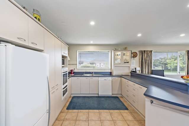 4 Devon Crescent Darfield_3