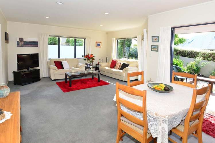 5/848 Whangaparaoa Road Manly_10