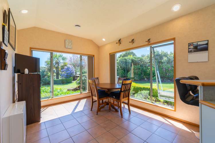 79 Sandy Brown Road Te Anau_9