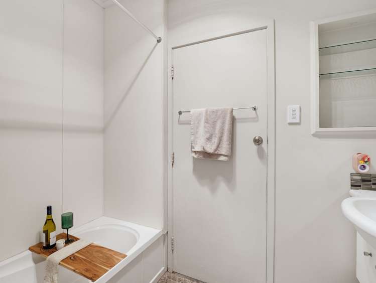 35a Raymond Street Bunnythorpe_12