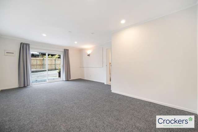 2/75 Atkinson Road Titirangi_2