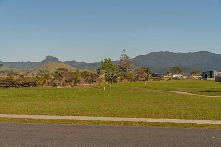300 Harbour Drive East Matarangi_19