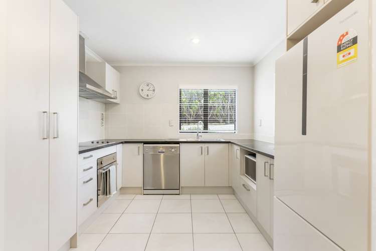 63a Royal Road Massey_6