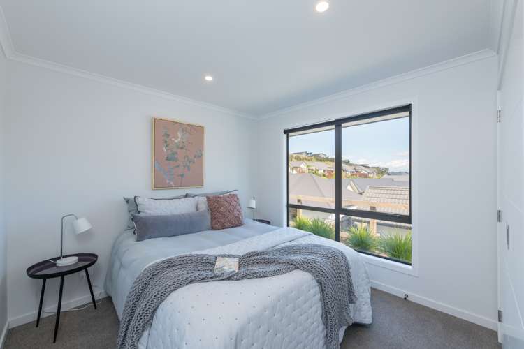 6 Old Farm Road Stoke_16