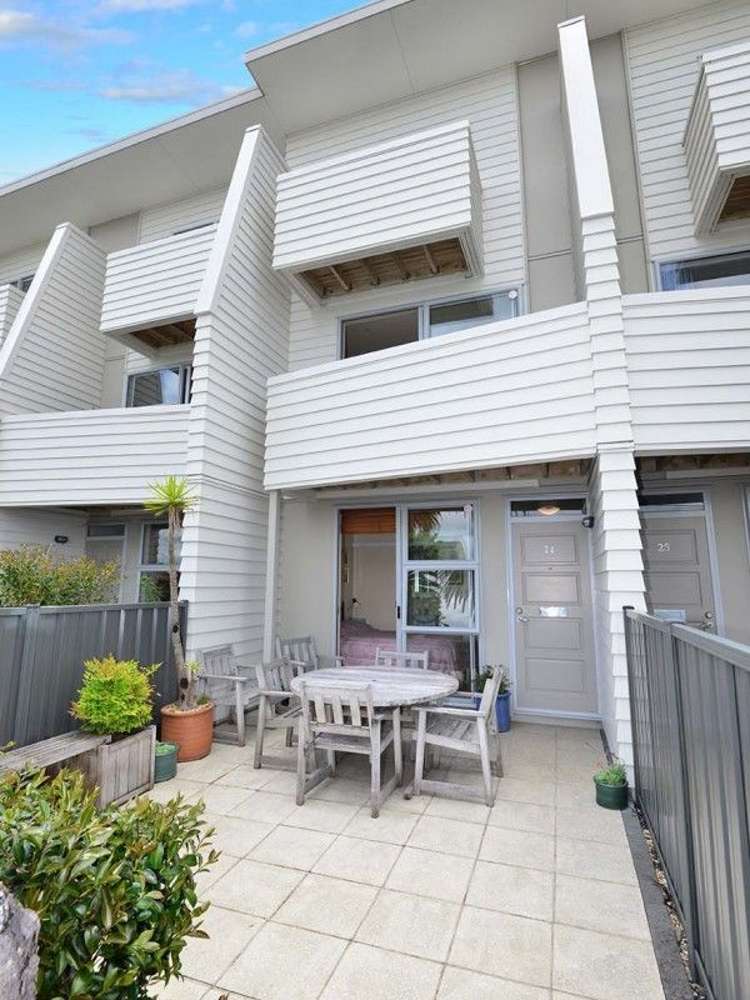 24/3 Riverside Road Orewa_15