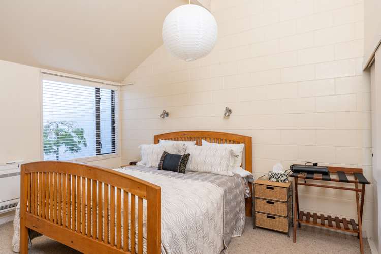 3/287 Lake Terrace Taupo_14