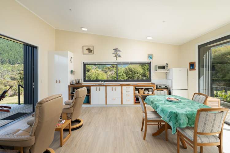 15 Tai Close Kaiuma Bay_6