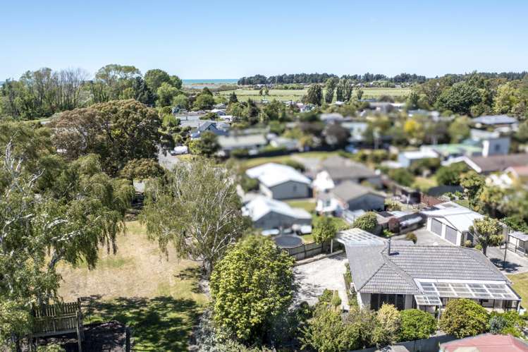 5 Collins Drive Waikuku Beach_14