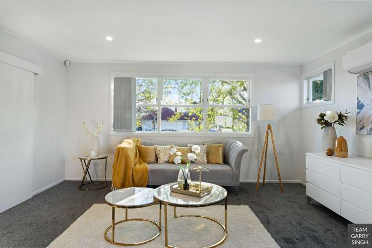 34 Antrim Crescent Otara_5
