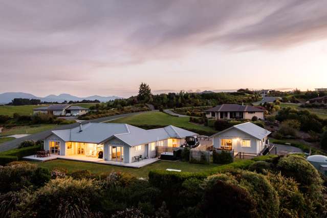 22 Eban Road Redwood Valley_1