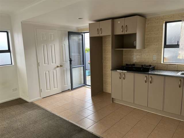2b Pinewood Street Avondale_2