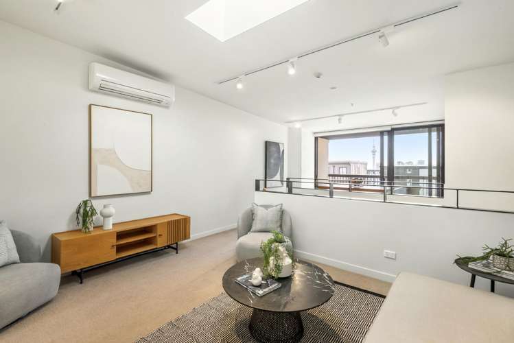 218/38 Khyber Pass Road_0