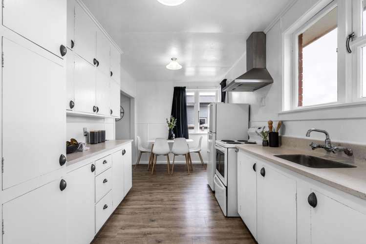 82 Saturn Street Strathern_6