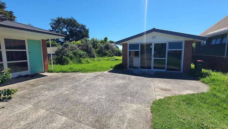 341-343 Great South Road Papakura_15