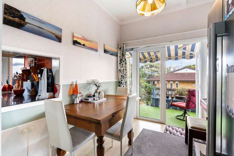 77 Astley Avenue New Lynn_12