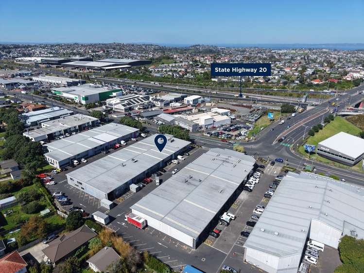 2/161 Stoddard Road Mt Roskill_2