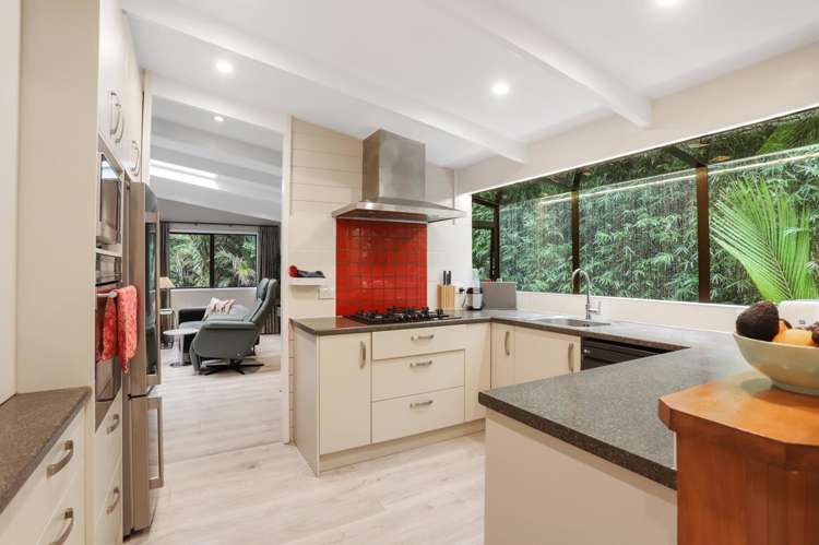 111 Wood Bay Road Titirangi_5