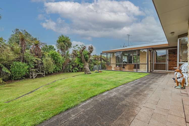 16 Suffolk Crescent Feilding_17