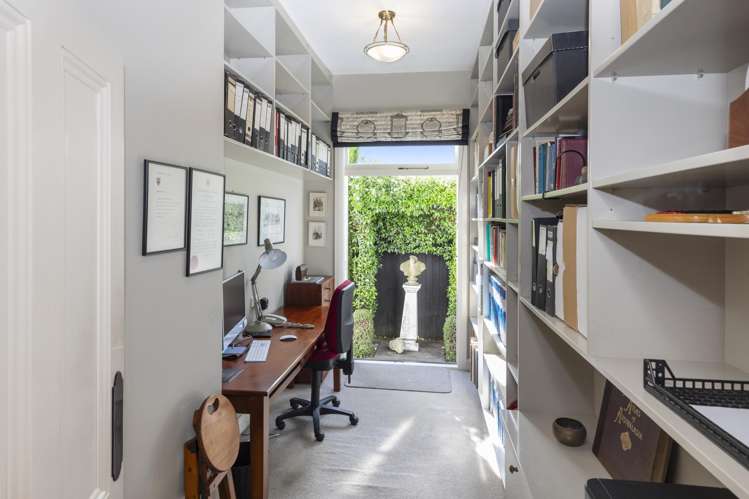 76 & 76A Fisher Avenue Beckenham_17