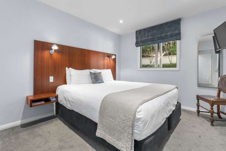 Apt 106, 5 Lakeside Road Wanaka_10