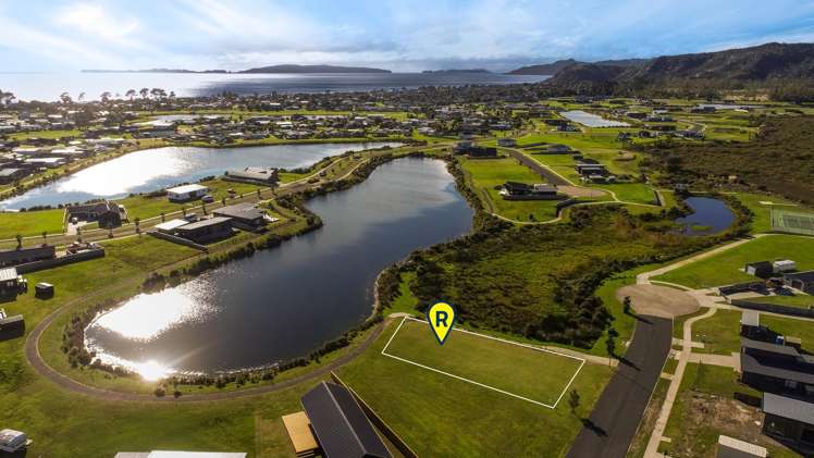 13 Taniwha Place_5