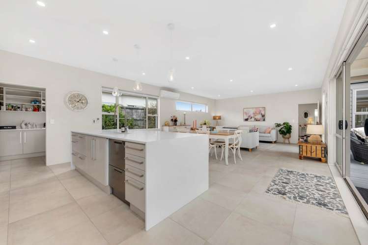 34 Mahutonga Avenue Beachlands_21