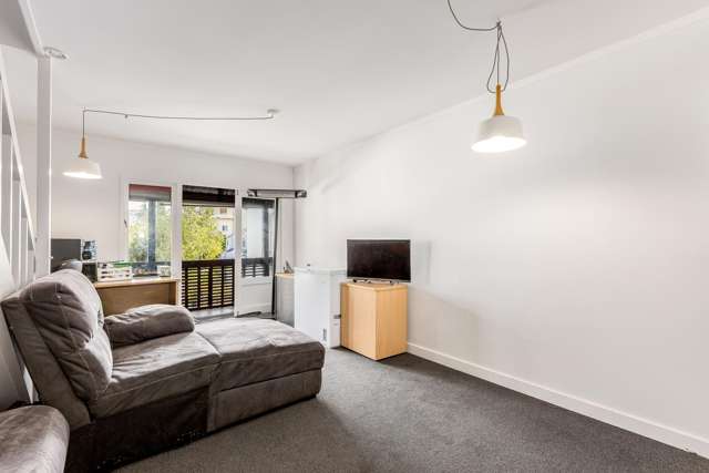 18/46 Hiropi Street Newtown_3