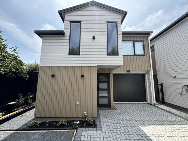 169D Everglade Drive Totara Heights_1