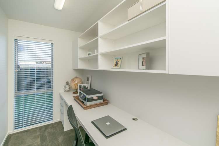 49 Waterstock Way Parklands_12