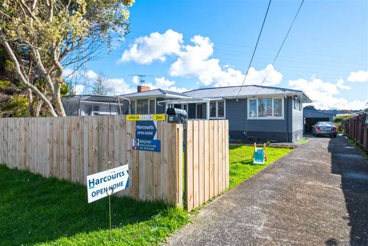 46 Cobham Crescent Kelston_15