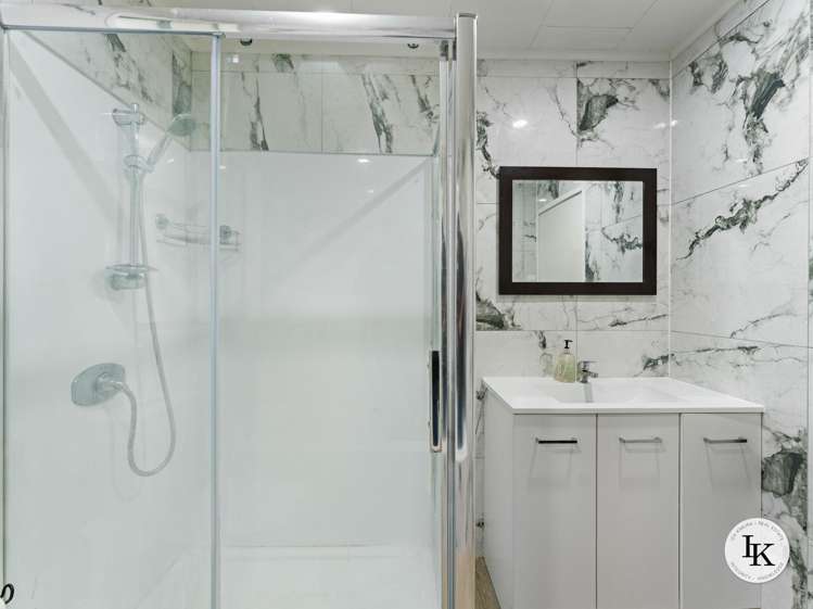 151 Boundary Road Clover Park_17