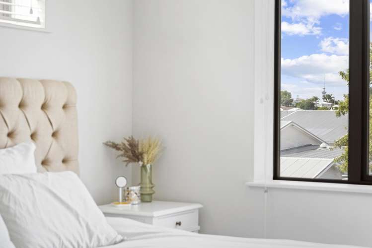 210/165 Lake Road Northcote_17