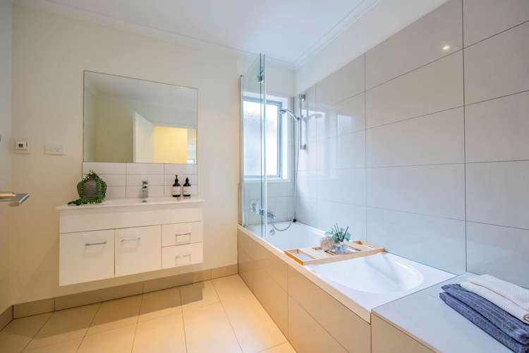 118b Sunset Road Unsworth Heights_17