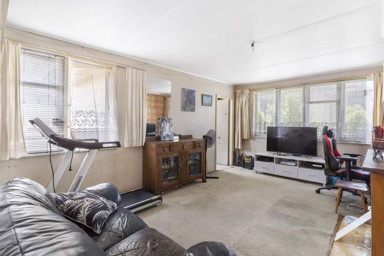 14 Nash Road Mount Roskill_12