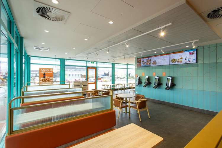 260 Dee Street Avenal_13