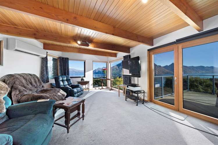 33 Edinburgh Drive Queenstown_11