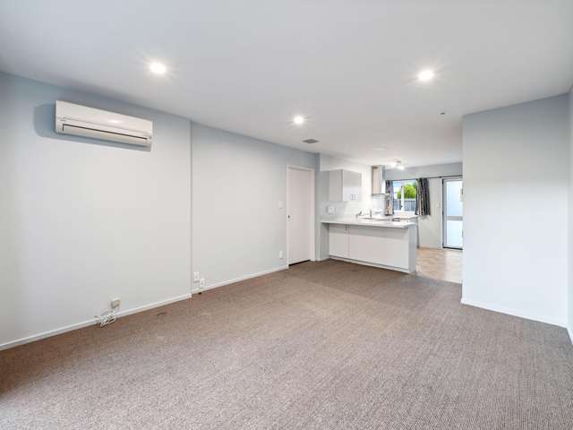 3/452 Worcester Street Linwood_4