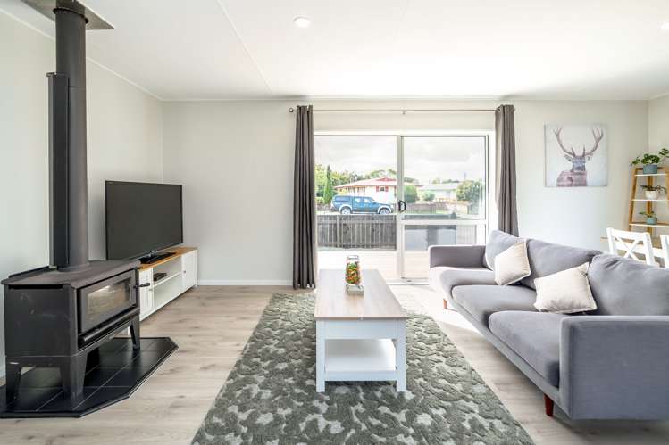 70 Woodward Street Featherston_7