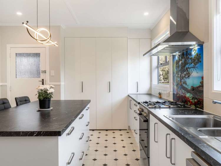 7 Caffray Avenue Aramoho_4