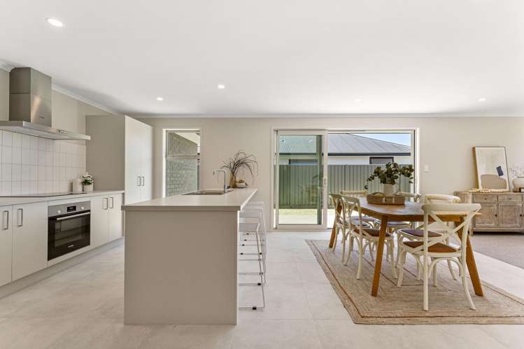 23 Tabraham Crescent_2