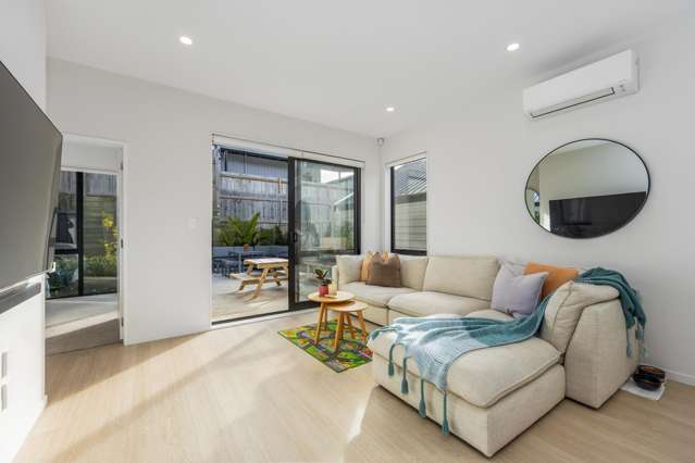 33 Puwha Street Massey_2