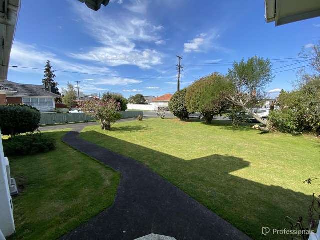 16 Nicholson Avenue Papatoetoe_2