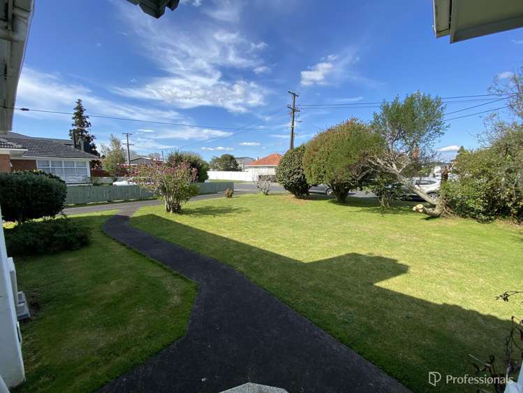 16 Nicholson Avenue Papatoetoe_2