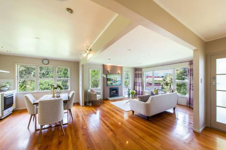 90 Vodanovich Road Te Atatu South_6