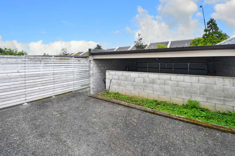 11 Manchester Drive Flat Bush_11