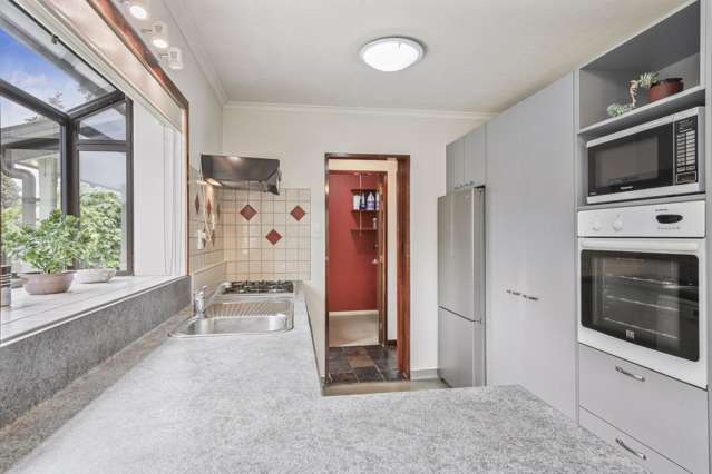 68 Lake Terrace Road Burwood_4