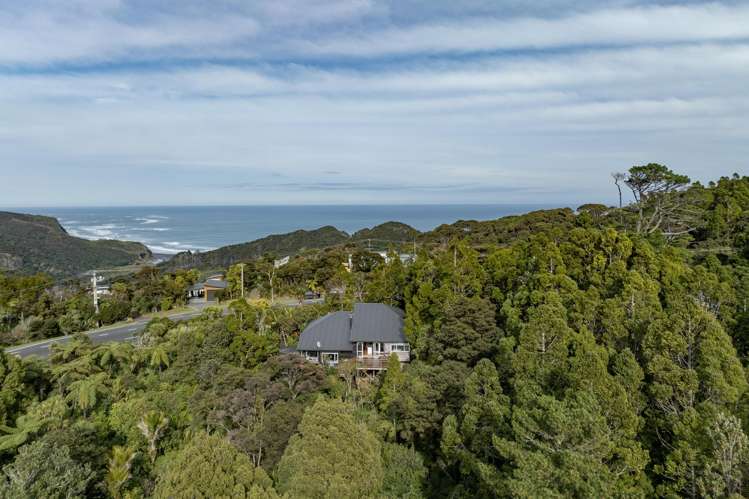 156 Piha Road Piha_36